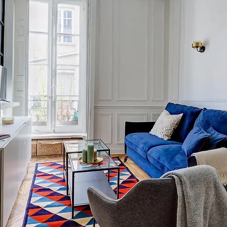 Apartment In Le Marais Centre *