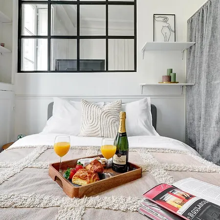 In Le Marais Centre Apartment